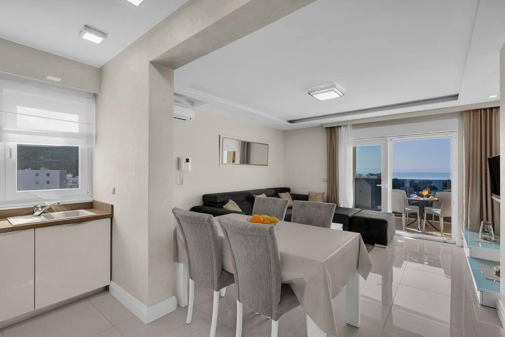 Apartment Hrvoje -Nur 50M Bis Zum Meer - Makarska Exklusiv Promajna Ngoại thất bức ảnh